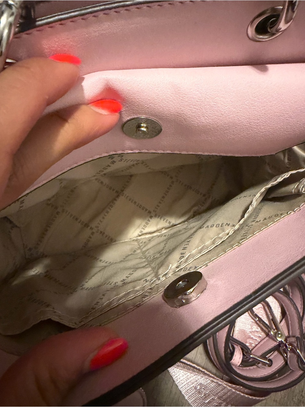 Steve Madden Light Pink Structured Crossbody with Detachable Straps - Picture 3 of 7
